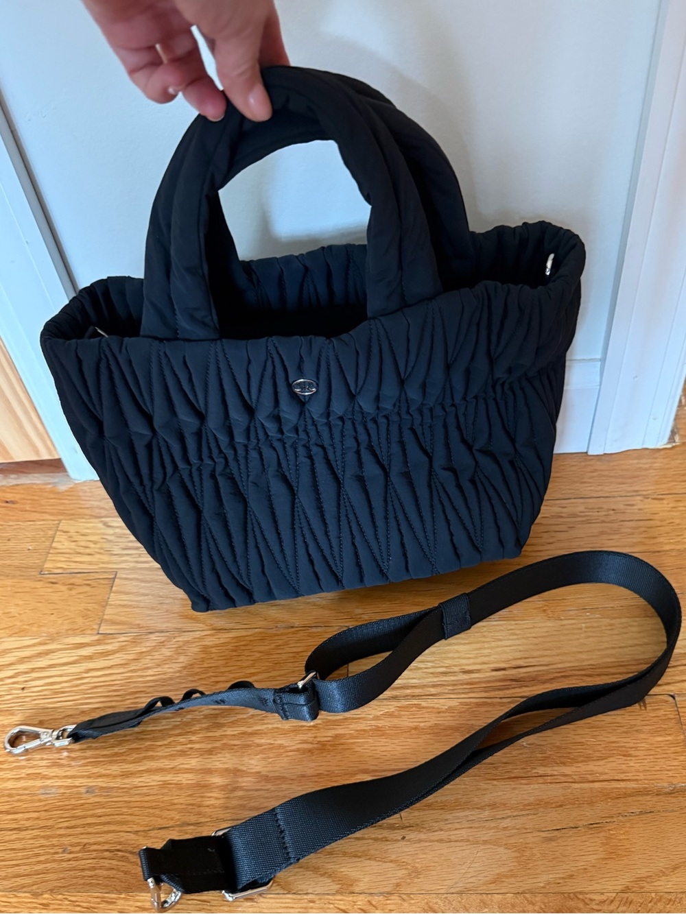 Lululemon Quilted diamond Tote Bag Mini 5L